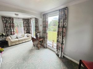 Dining room- click for photo gallery